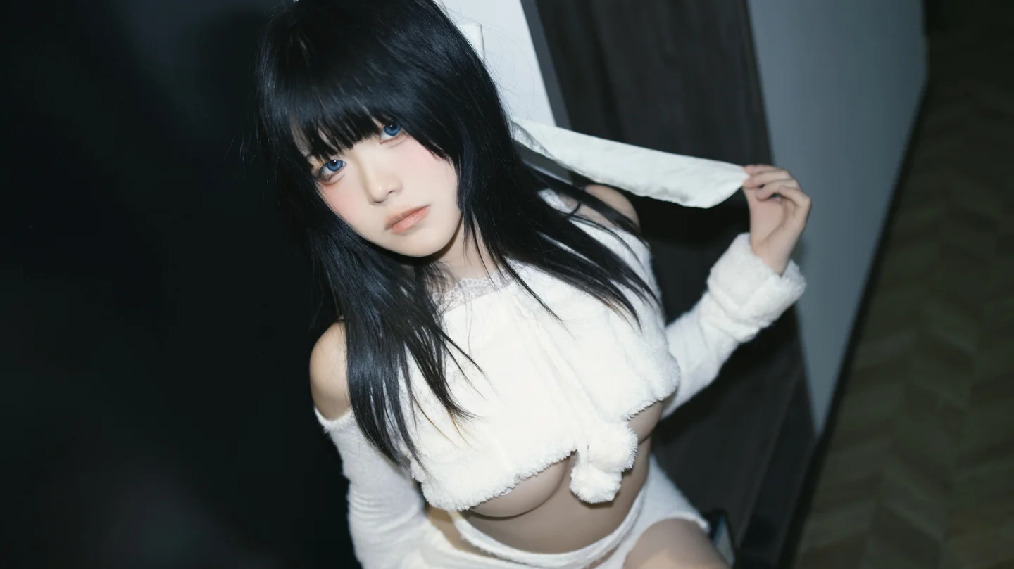 渡久山 - No.003 白色毛茸茸 [46P-274MB] tg@simisebaisi 【丝足阁】010.webp